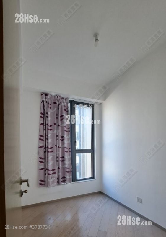 The Wings Rental 2 Bedrooms , 1 Bathroom 541 ft²