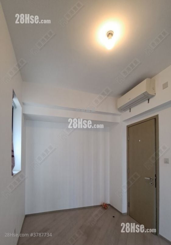 The Wings Rental 2 Bedrooms , 1 Bathroom 541 ft²