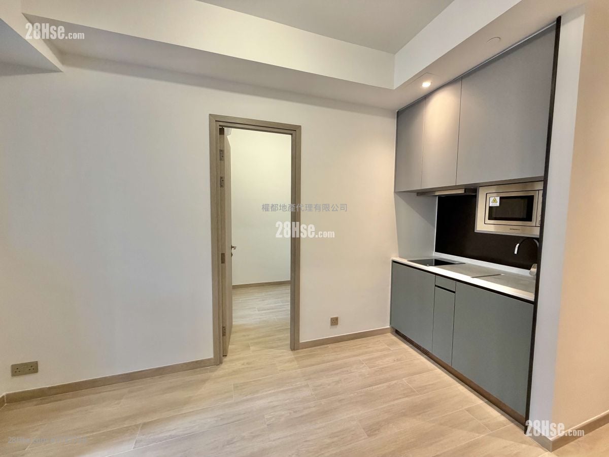 Soyo Square Rental 2 Bedrooms , 1 Bathroom 309 ft²