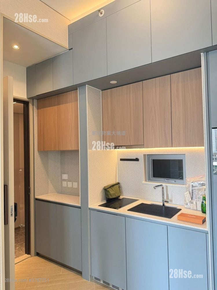 晓柏峰 租盘 1 房 , 1 浴室 305 平方尺