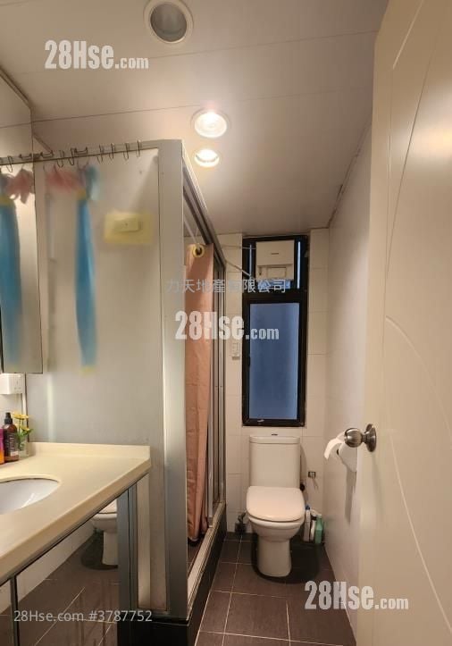 富豪花园 租盘 3 房 , 1 浴室 560 平方尺