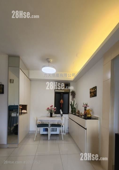 富豪花园 租盘 3 房 , 1 浴室 560 平方尺