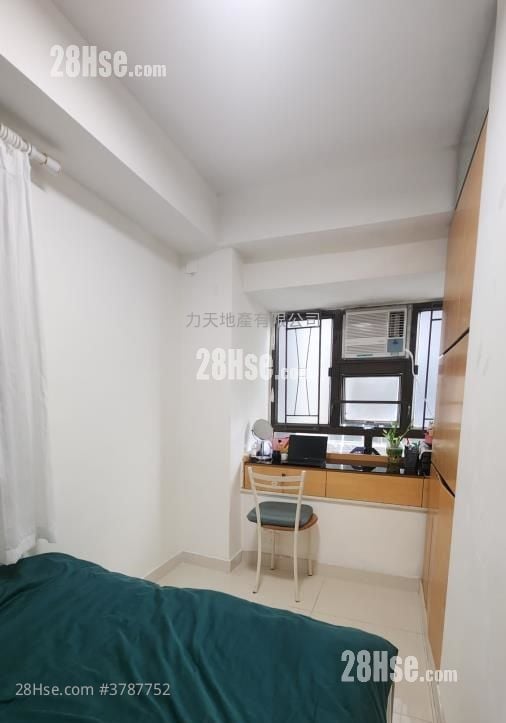 富豪花园 租盘 3 房 , 1 浴室 560 平方尺