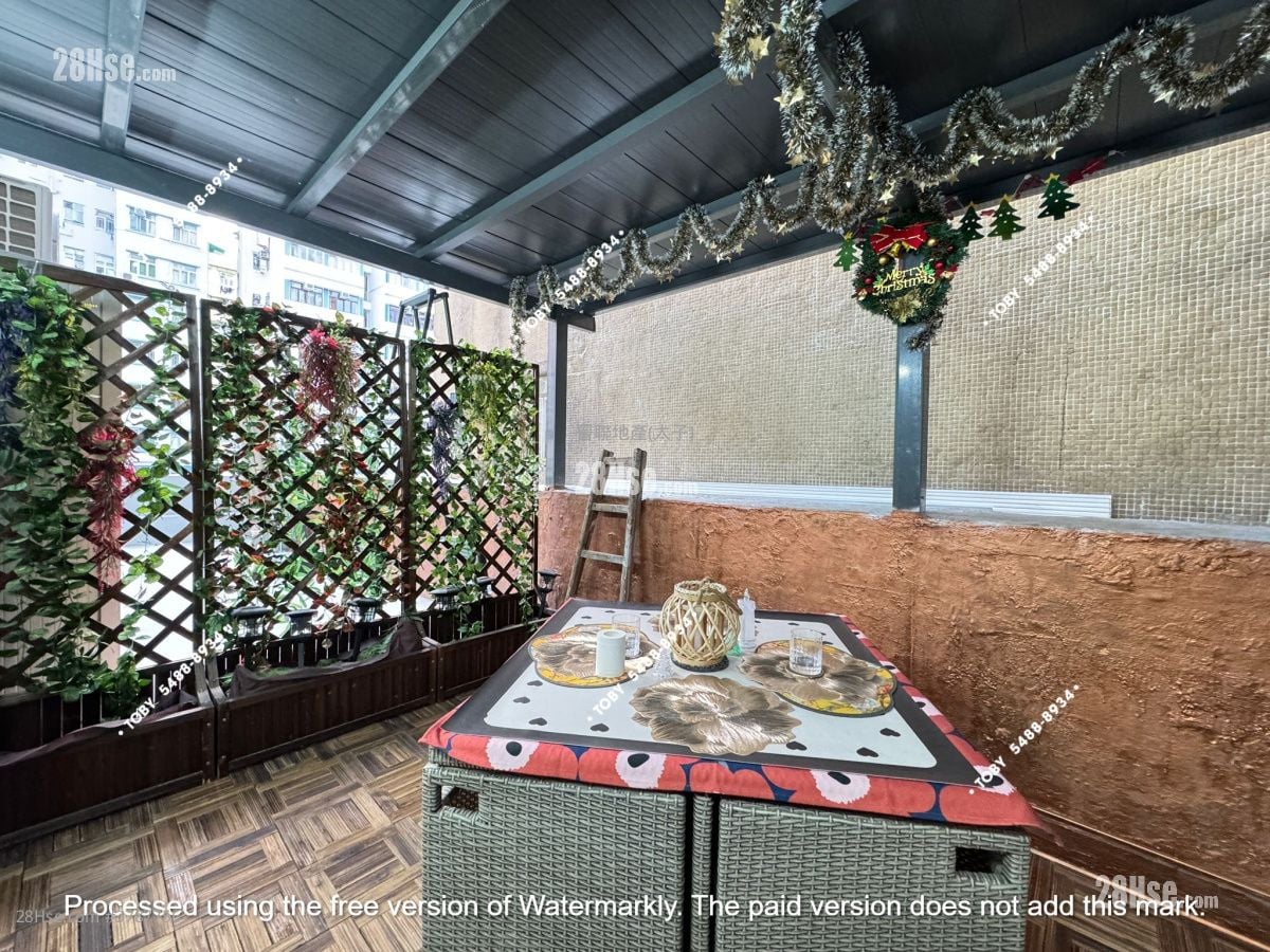 Kam On Building Sell 2 Bedrooms , 1 Bathroom 293 ft²