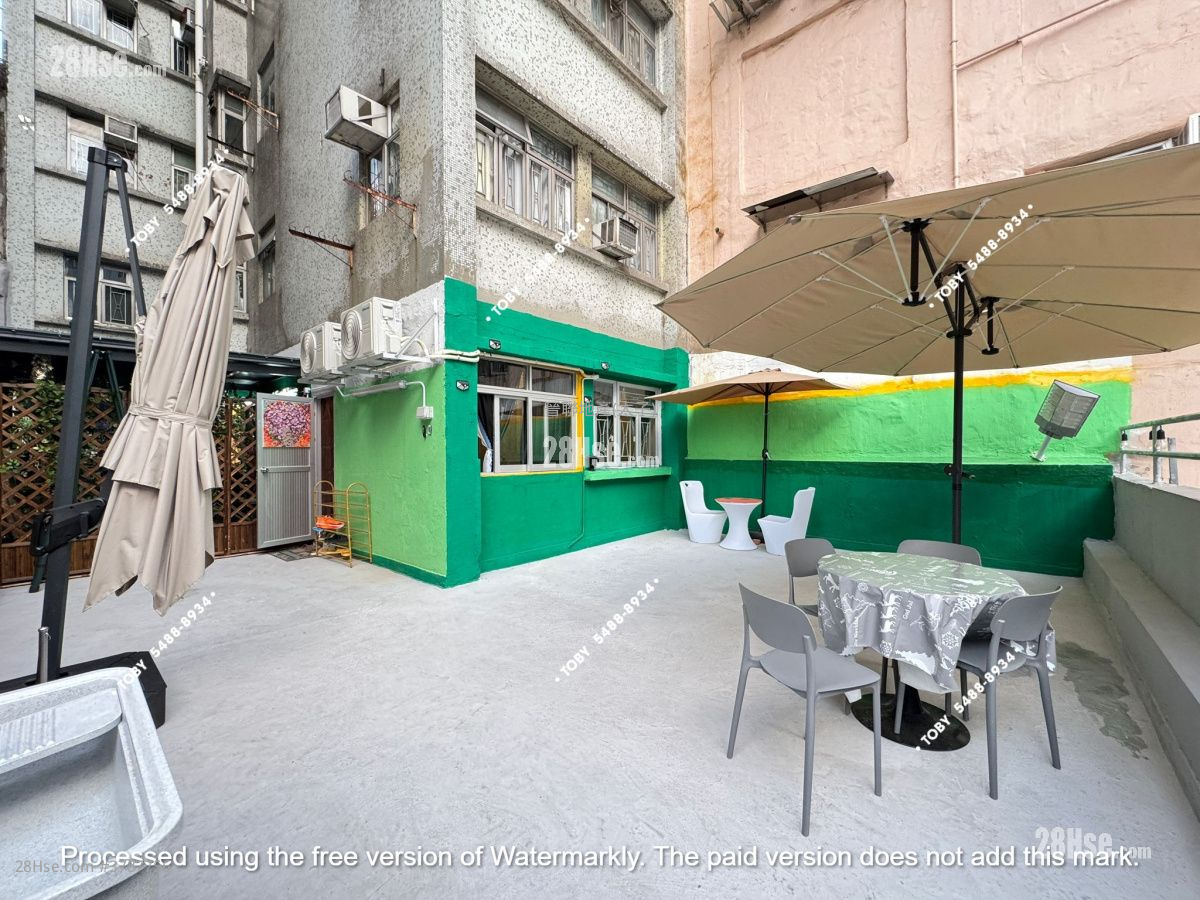 Kam On Building Sell 2 Bedrooms , 1 Bathroom 293 ft²