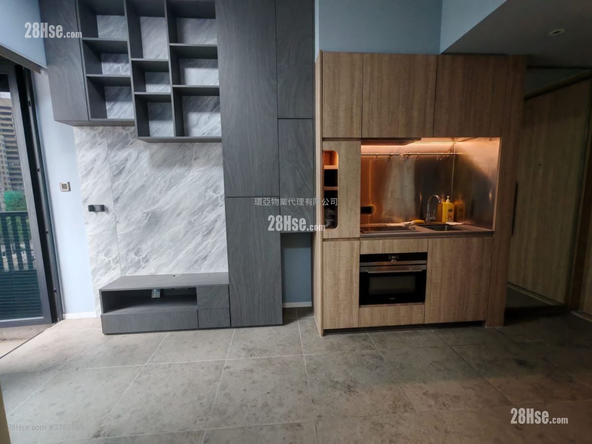 瑧璈 租盘 1 房 , 1 浴室 342 平方尺