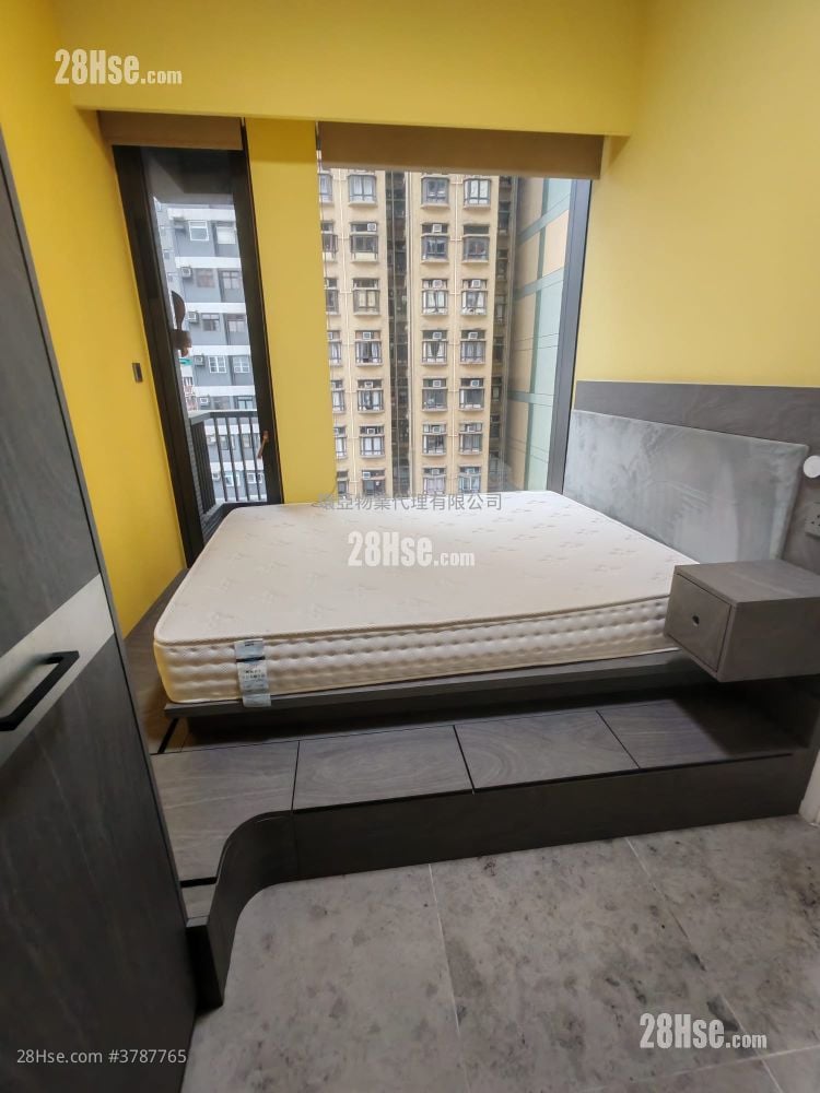 瑧璈 租盘 1 房 , 1 浴室 342 平方尺