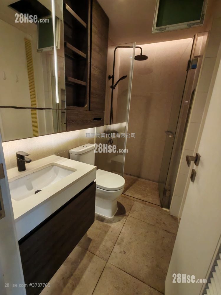 瑧璈 租盘 1 房 , 1 浴室 342 平方尺