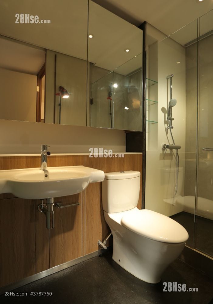 LKS Park Studios 租盘 2 房 , 2 浴室 651 平方尺