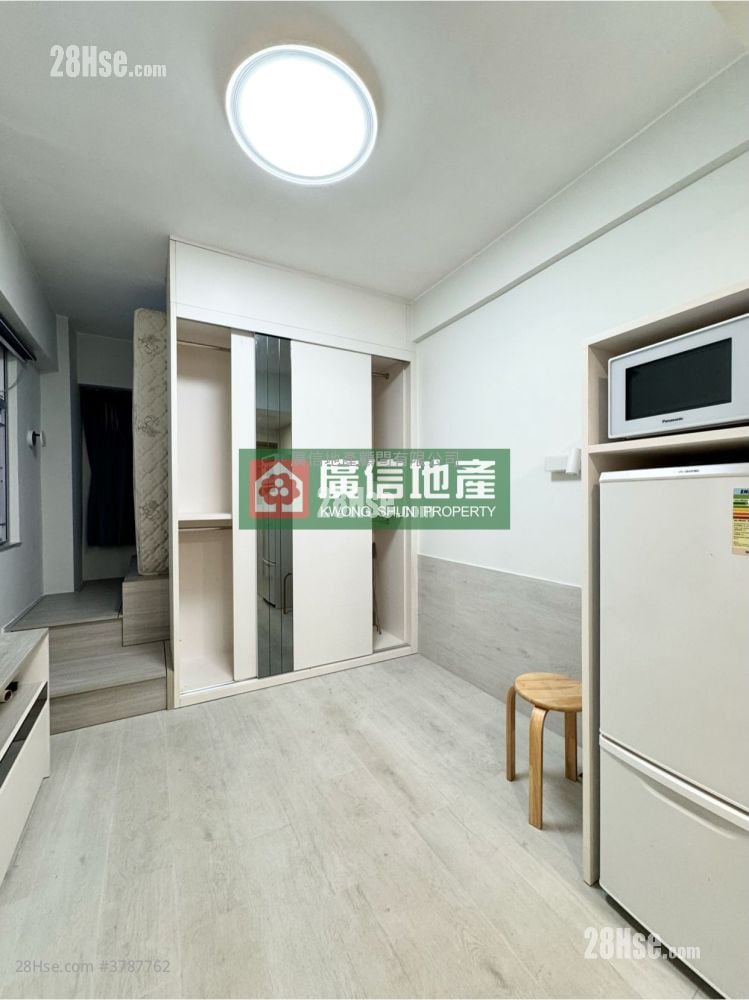 长兴大厦 售盘 1 房 , 1 浴室 210 平方尺