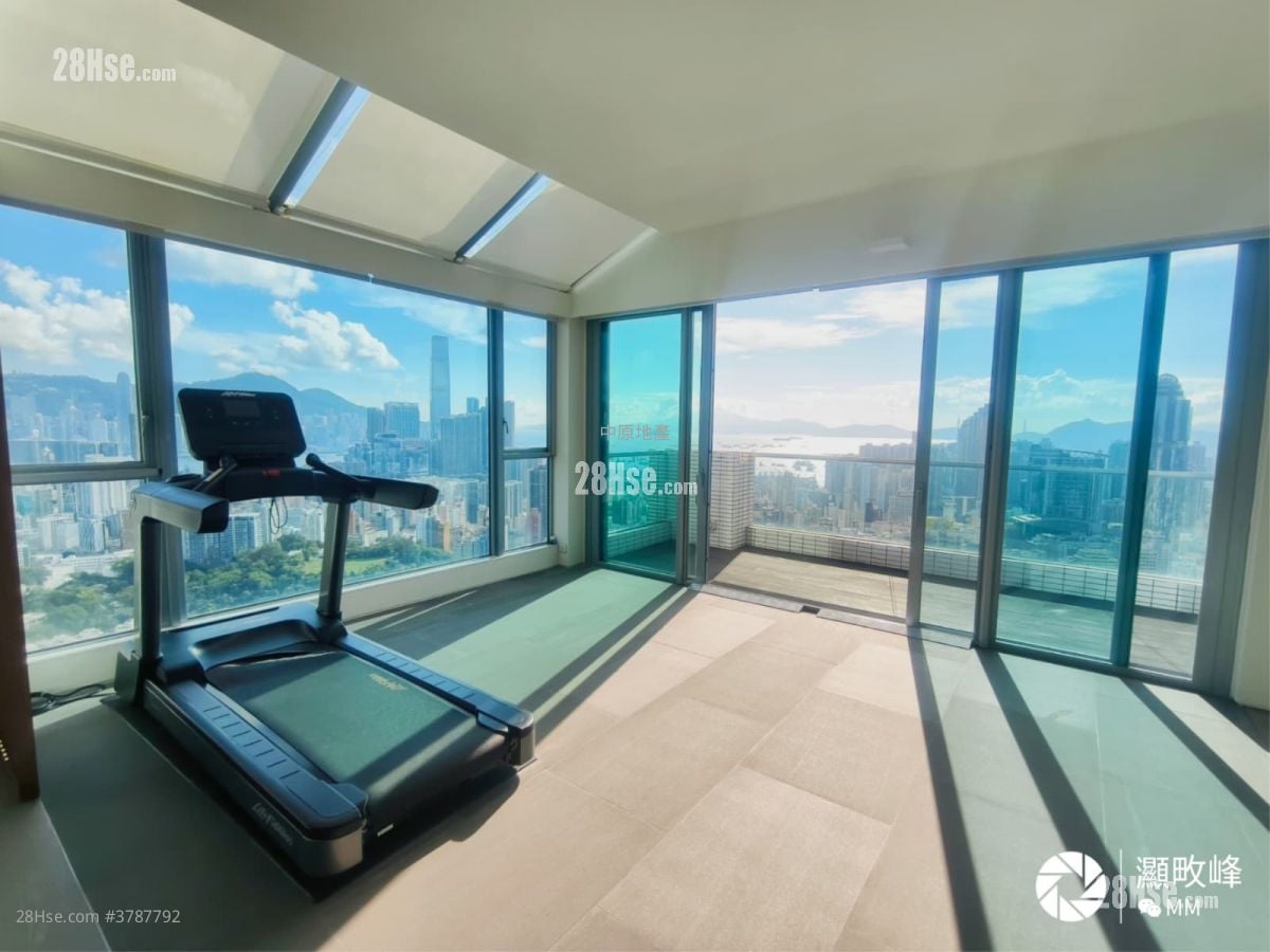 灏畋峰 售盘 3 房 3,170 平方尺