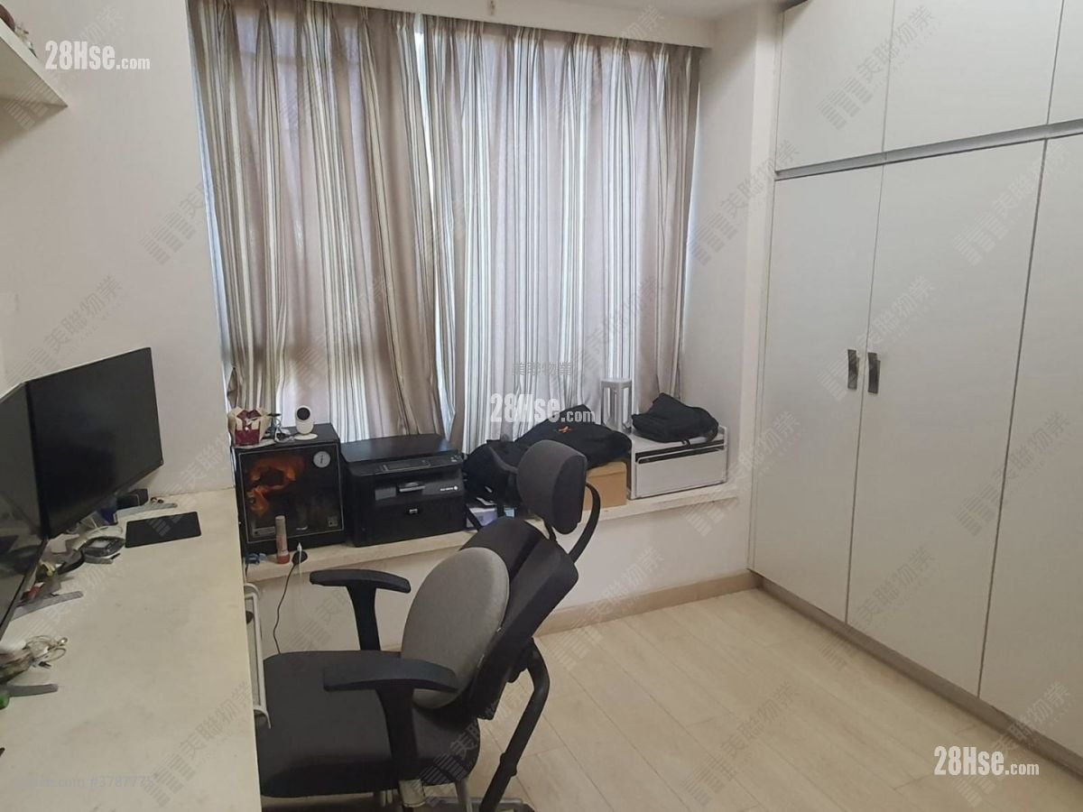 Seasons Villas Sell 3 Bedrooms , 2 Bathrooms 933 ft²