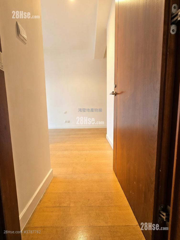 隽珑 售盘 2 房 , 3 浴室 944 平方尺