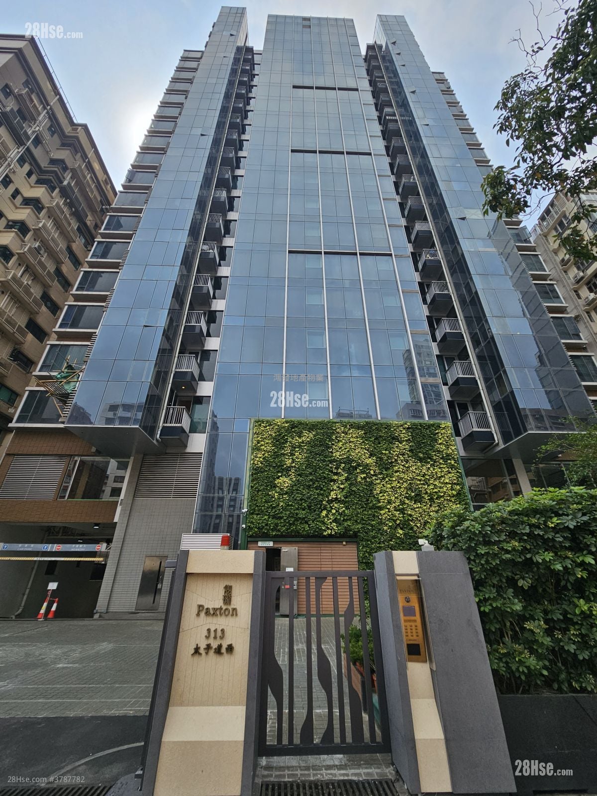 隽珑 售盘 2 房 , 3 浴室 944 平方尺