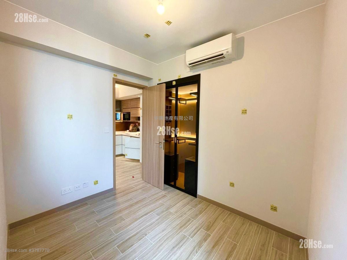 Arbour Rental 1 Bedroom , 1 Bathroom 335 ft²