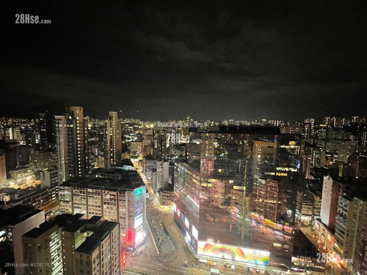 Cite 33 Sell 3 Bedrooms , 2 Bathrooms 677 ft²