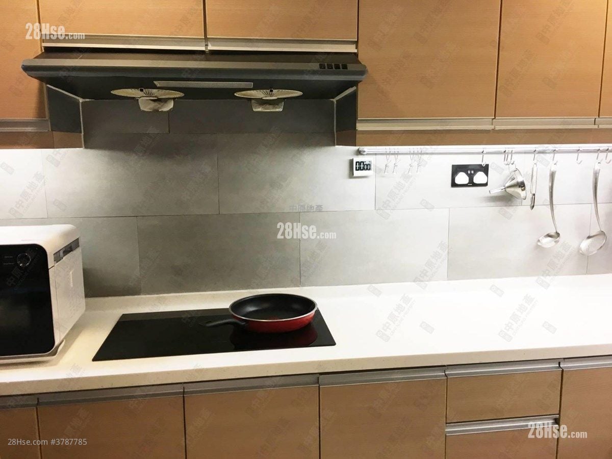 怡峰园 售盘 3 房 , 2 浴室 660 平方尺