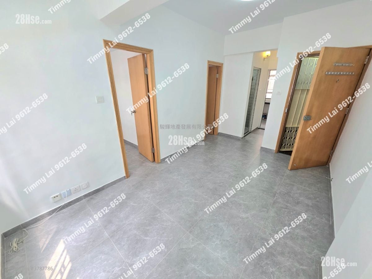 544 Canton Road Sell 2 Bedrooms , 1 Bathroom 333 ft²