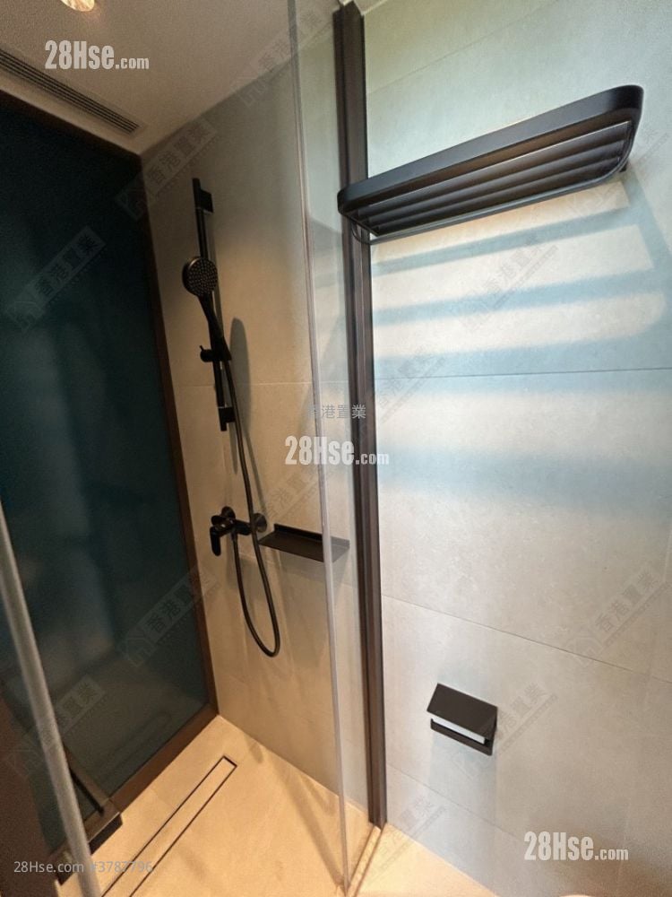 晓柏峰 租盘 1 房 , 1 浴室 247 平方尺