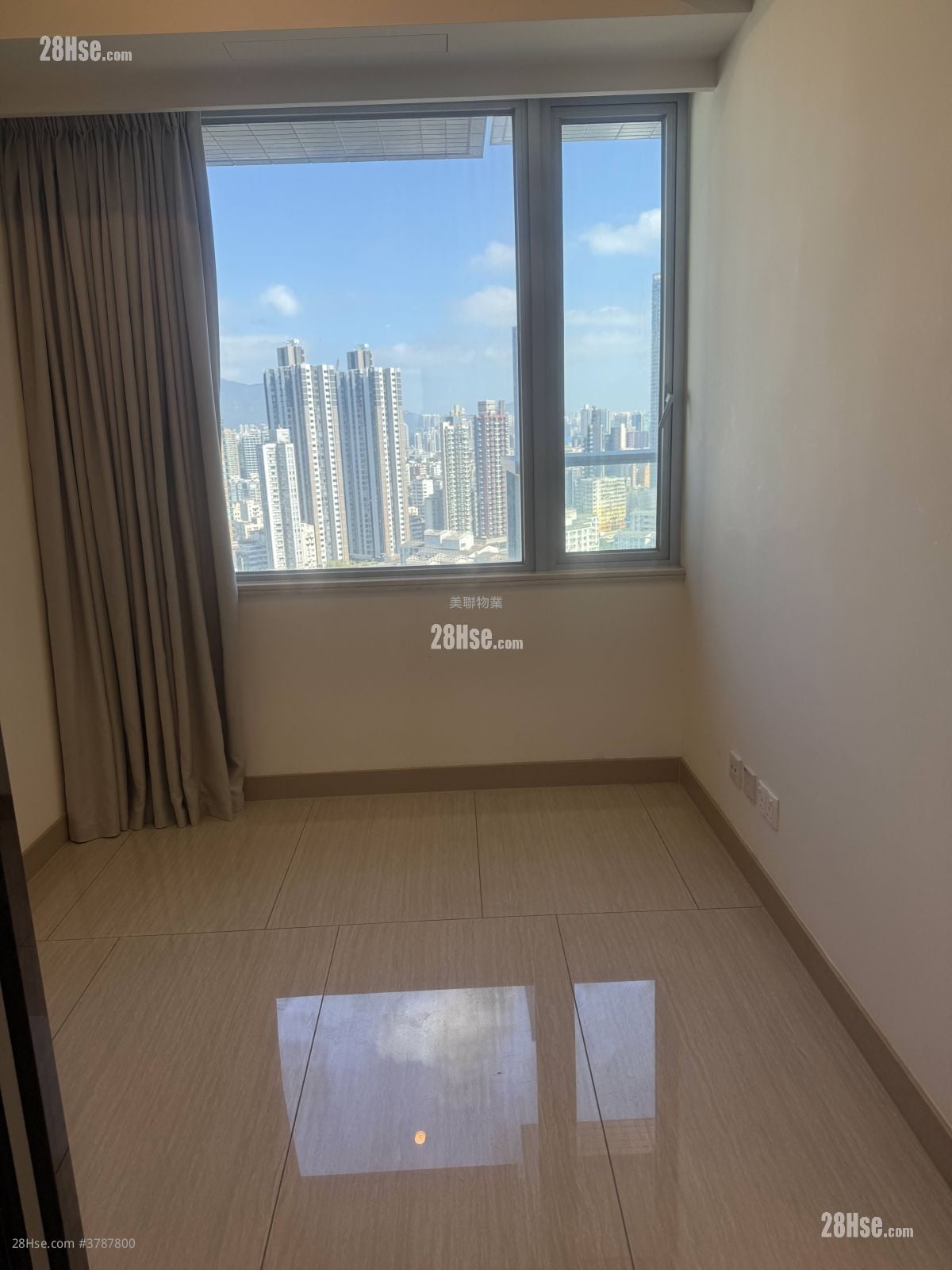 Cullinan West Sell 1 Bedroom , 1 Bathroom 357 ft²