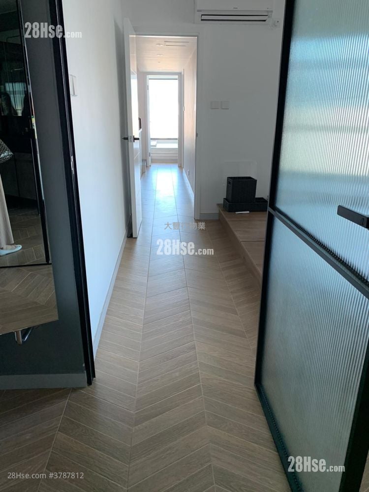 御龙居 售盘 4 房 1,591 平方尺