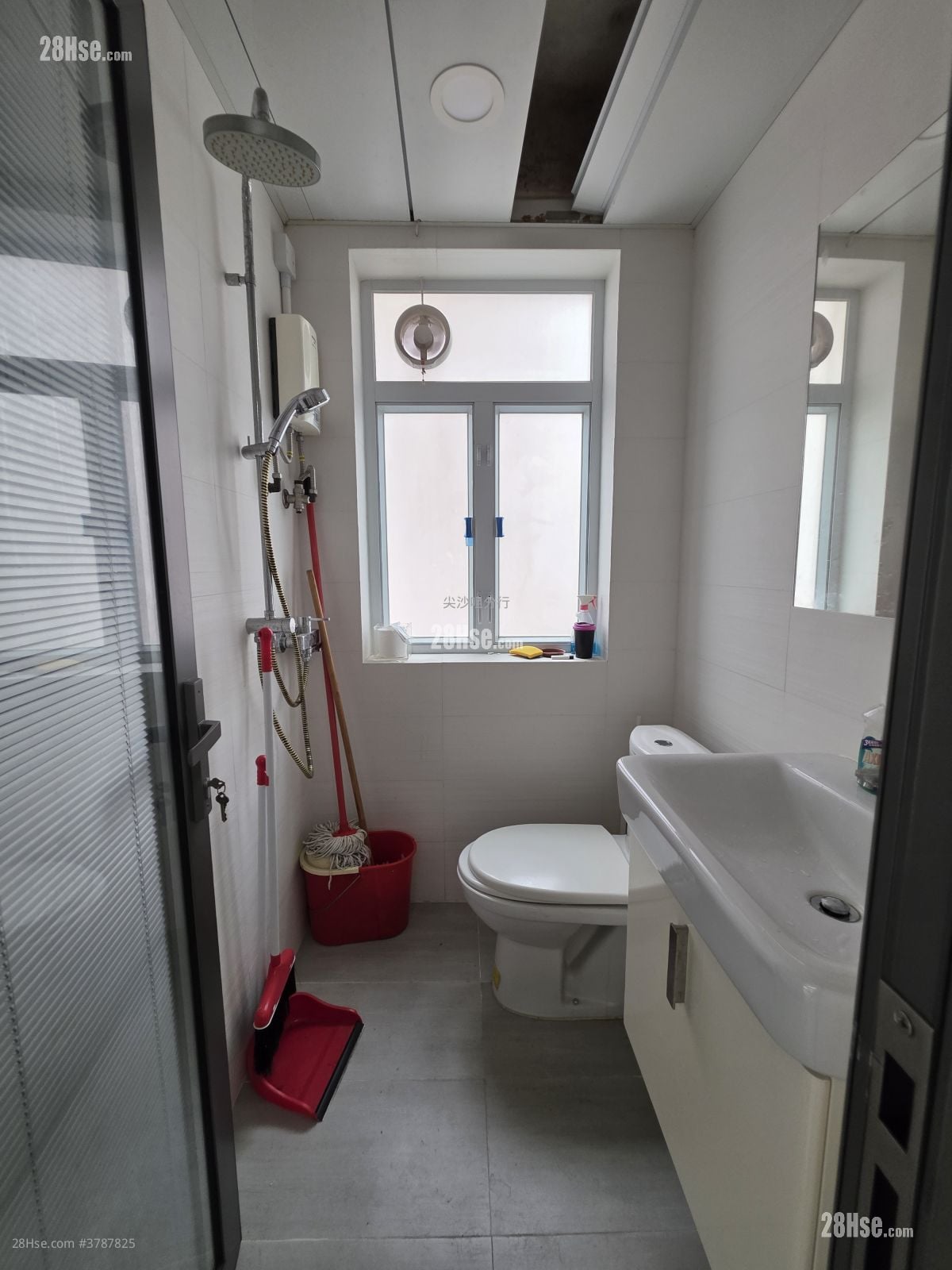 安居大厦 售盘 1 房 , 2 浴室 478 平方尺