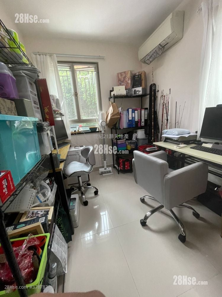 Fung Yuen Rental 3 Bedrooms , 2 Bathrooms 700 ft²