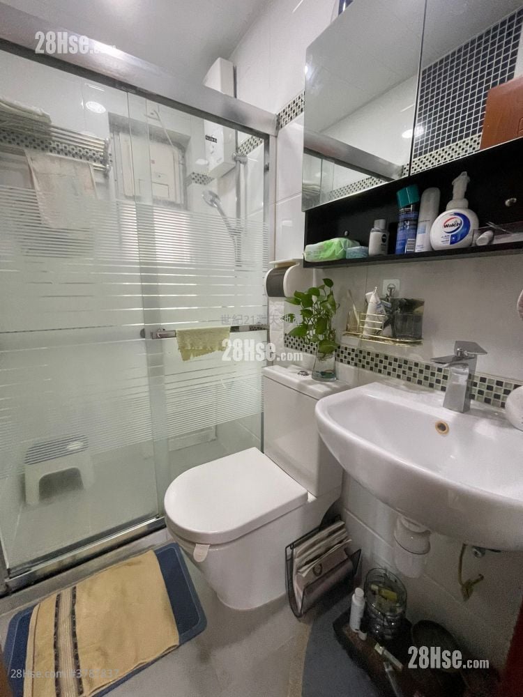 Fung Yuen Rental 3 Bedrooms , 2 Bathrooms 700 ft²