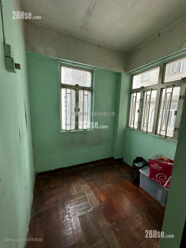 德昌大厦 售盘 1 房 , 1 浴室 215 平方尺