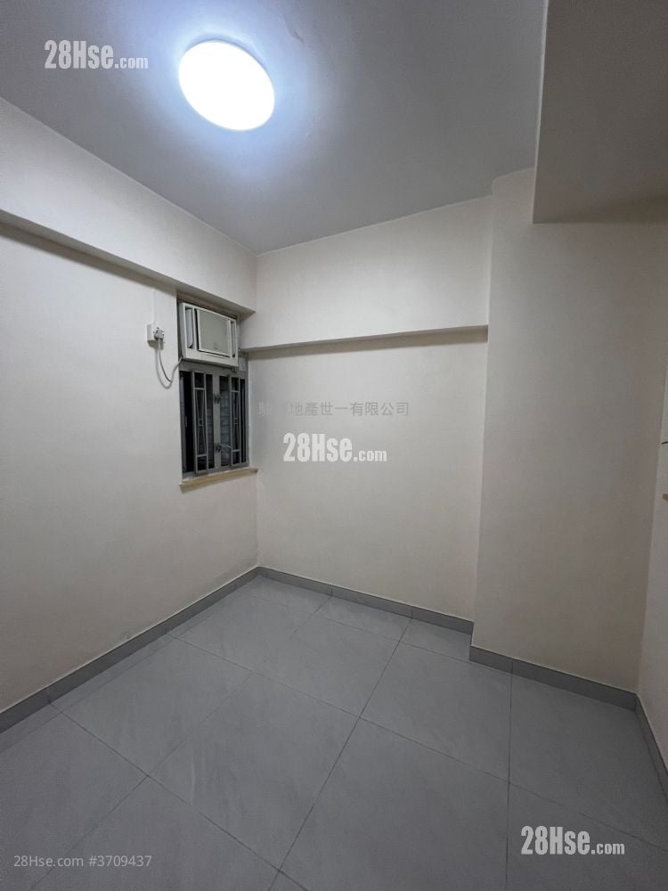 King's Mansion Rental 2 Bedrooms , 1 Bathroom 438 ft²