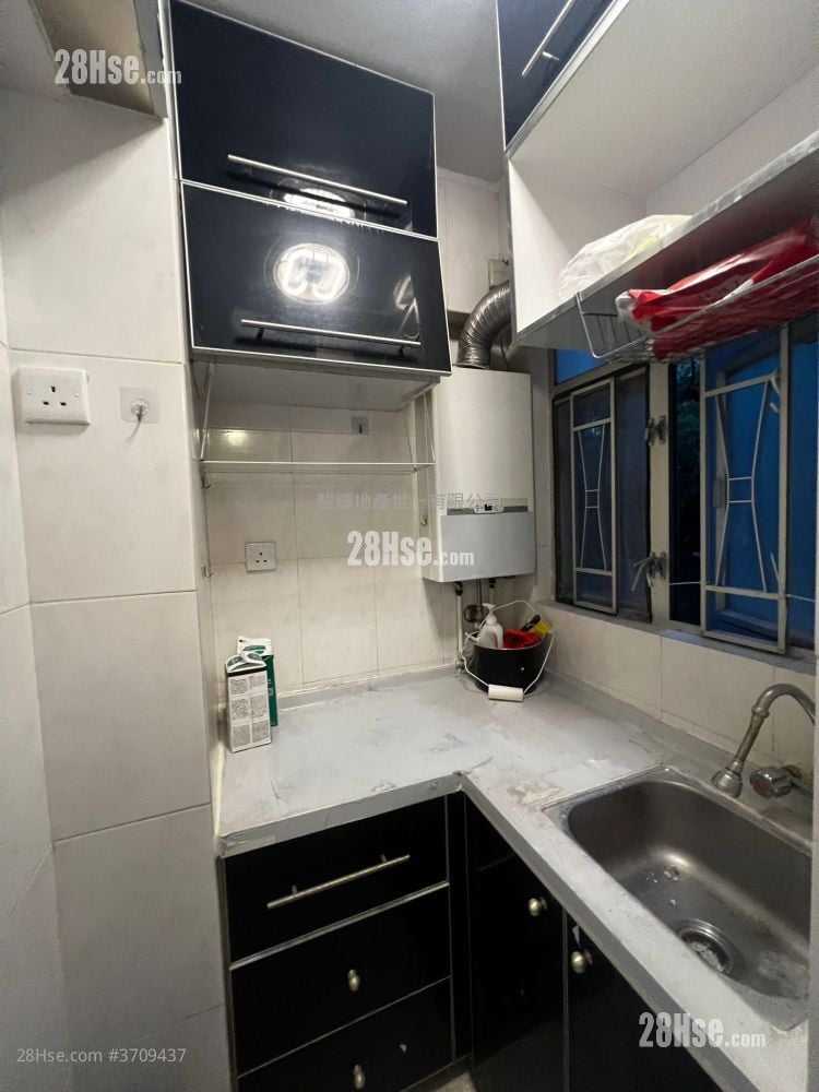 King's Mansion Rental 2 Bedrooms , 1 Bathroom 438 ft²