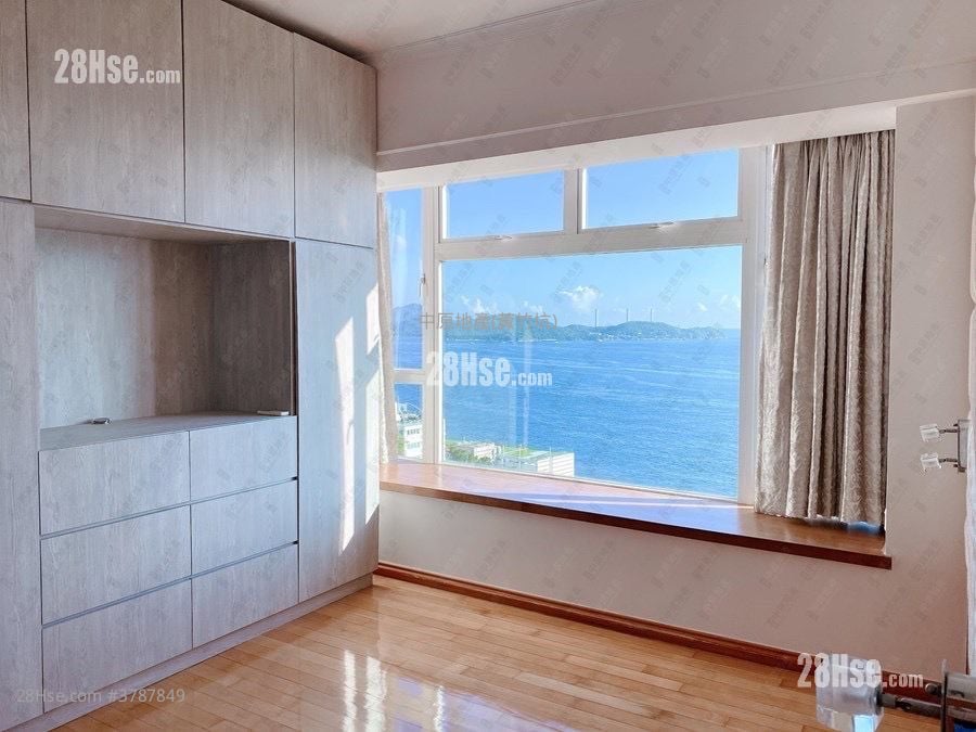 Villas Sorrento Sell 3 Bedrooms , 2 Bathrooms