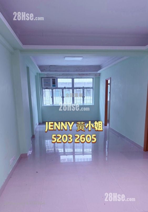 Man Ying Building Sell 3 Bedrooms , 1 Bathroom 665 ft²
