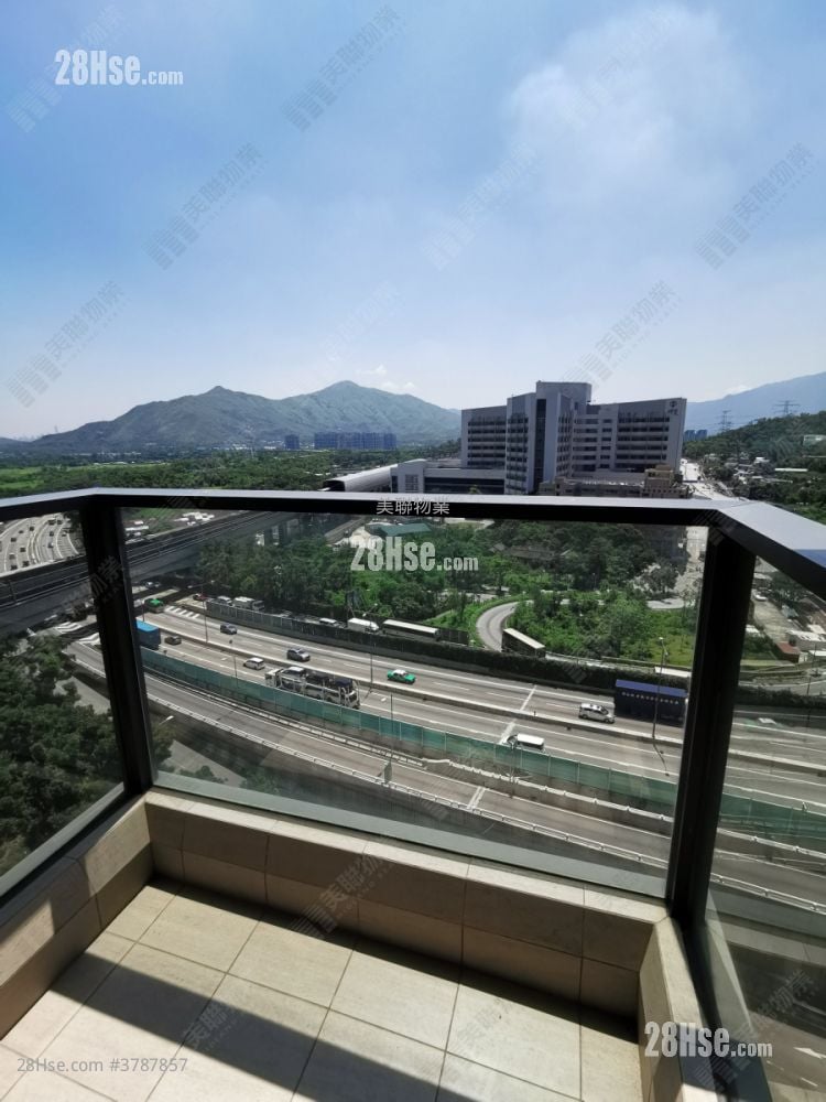 厅: Grand YOHO 售盘 3 房 , 2 浴室 705 平方尺