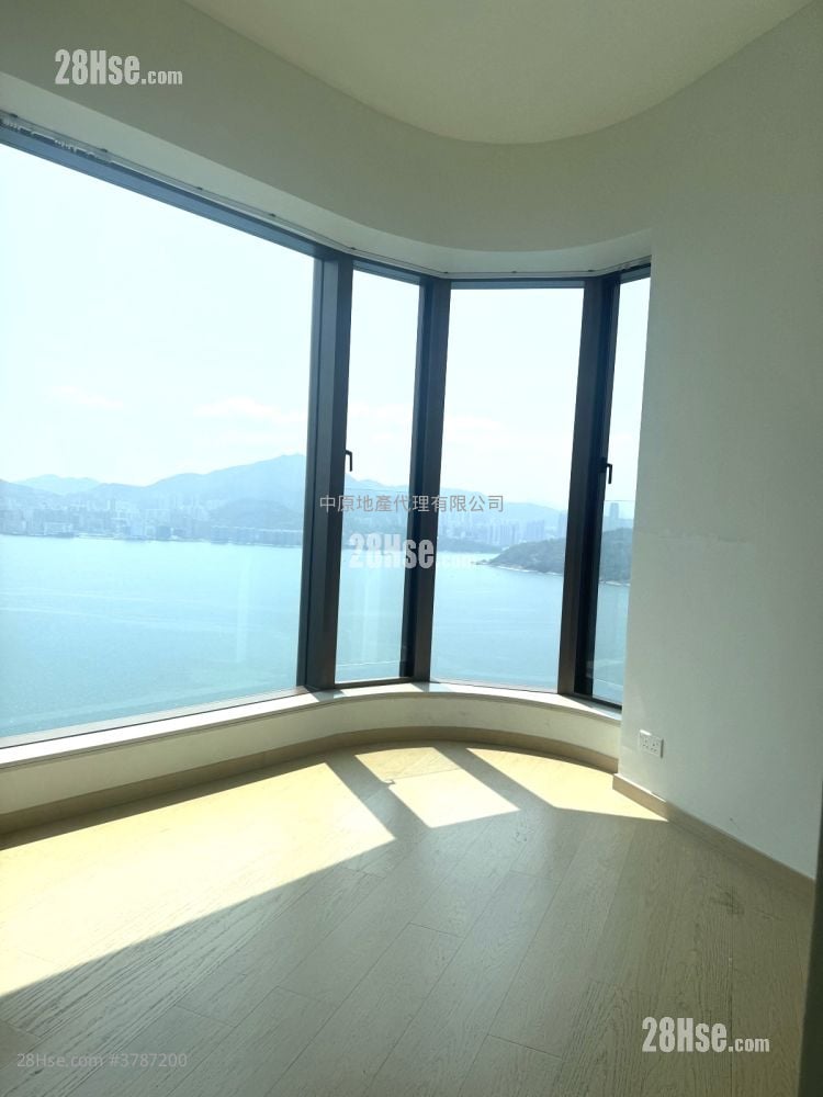 LP10 售盘 4 房 1,203 平方尺