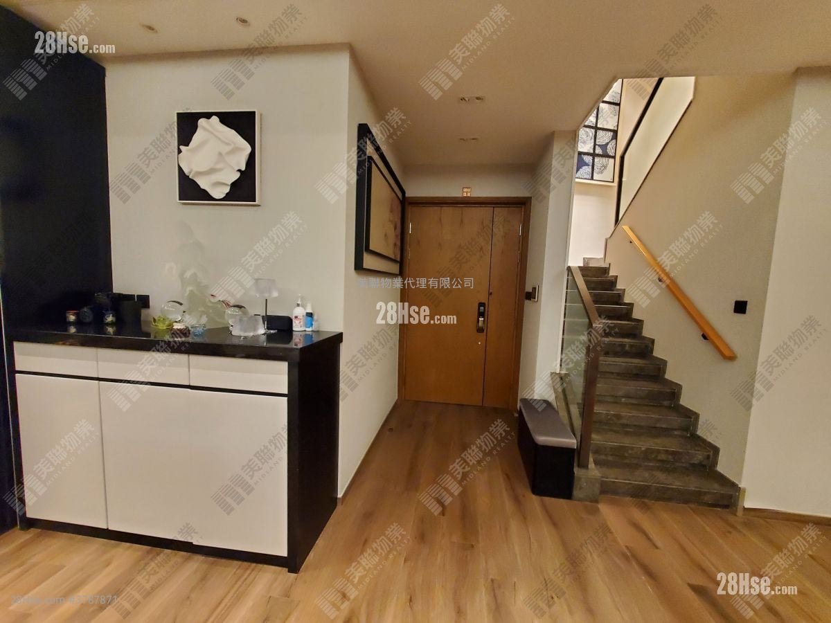 玖珑山 租盘 4 房 , 3 浴室 1,261 平方尺