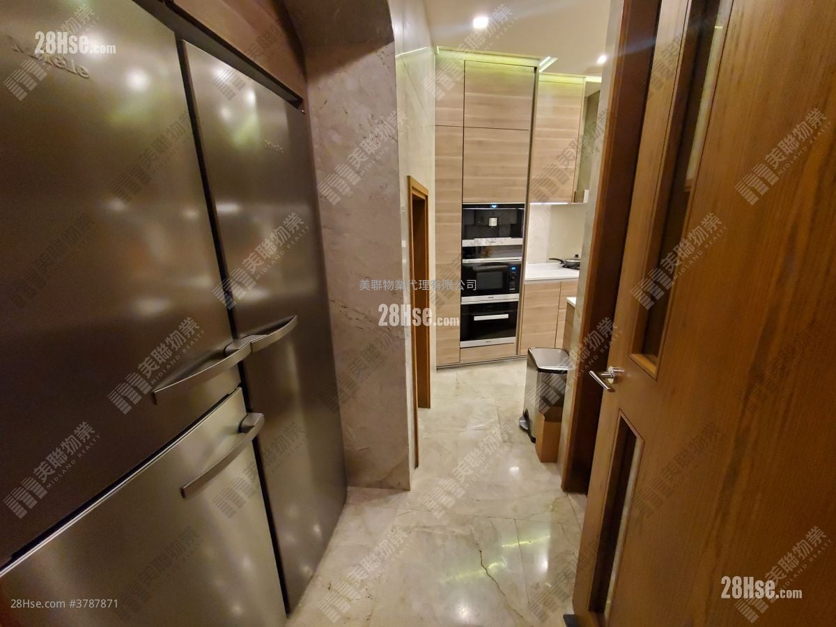 玖珑山 租盘 4 房 , 3 浴室 1,261 平方尺