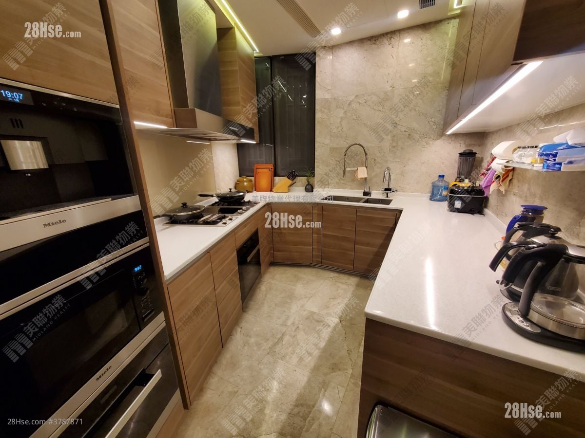 玖珑山 租盘 4 房 , 3 浴室 1,261 平方尺