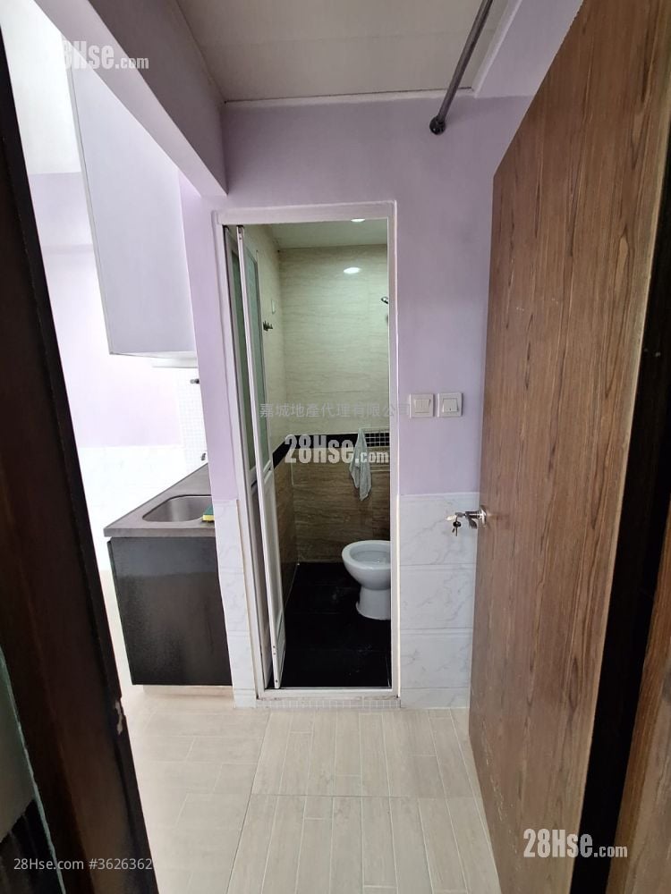 Apartment Sell 599 ft²