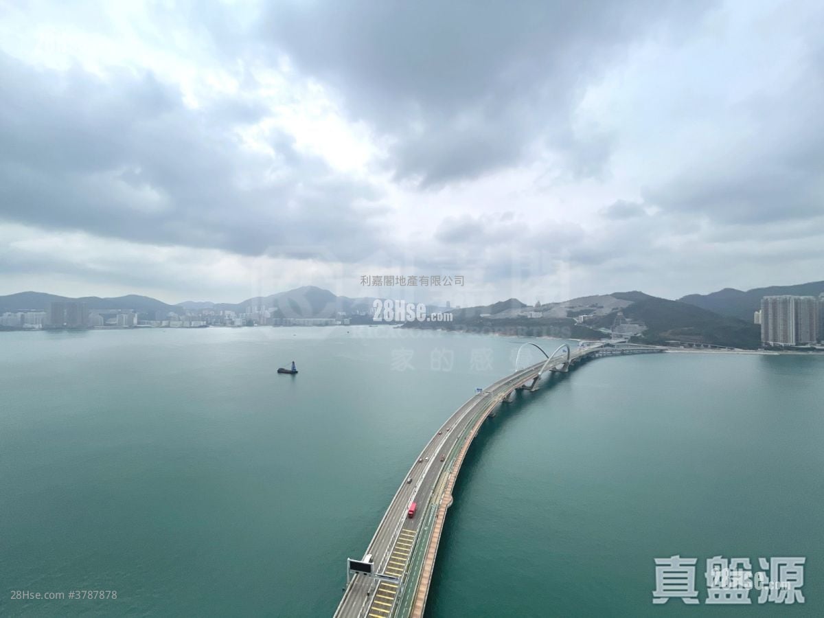 Lp10 Rental 3 Bedrooms , 2 Bathrooms 867 ft²