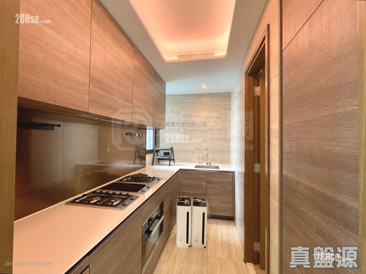 Lp10 Rental 3 Bedrooms , 2 Bathrooms 867 ft²