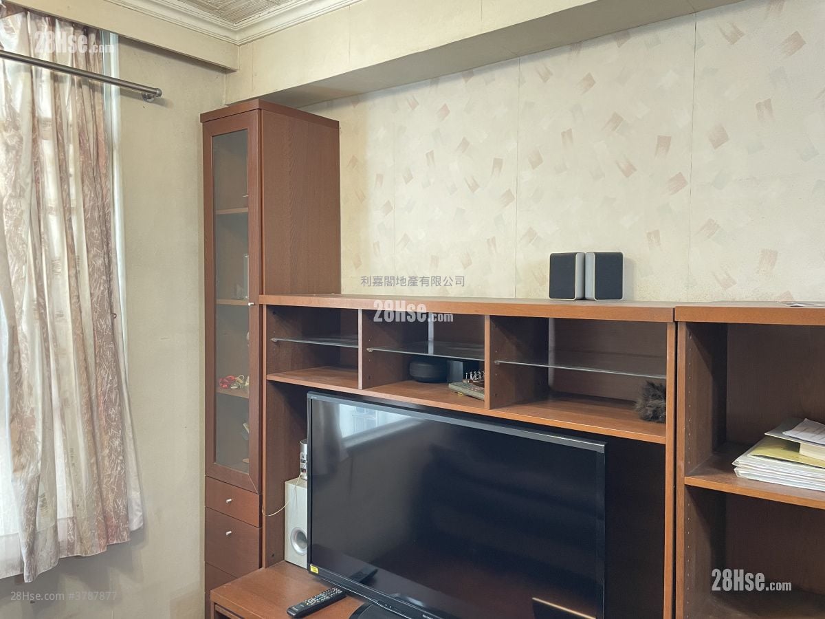 Belvedere Garden Sell 3 Bedrooms , 1 Bathroom 572 ft²