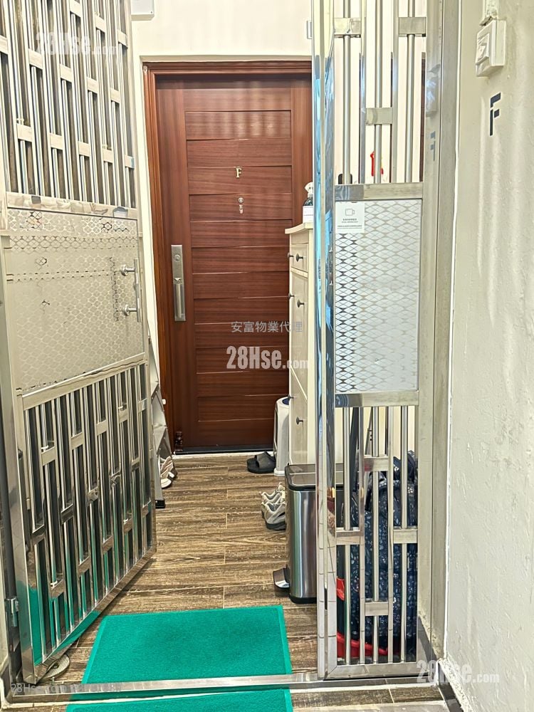 美发大厦 售盘 3 房 , 1 浴室 746 平方尺