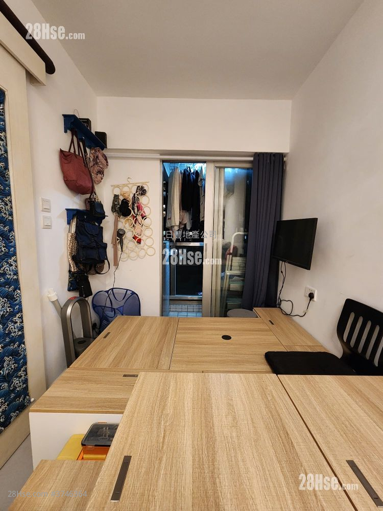 City Regalia Sell 1 Bedroom 305 ft²