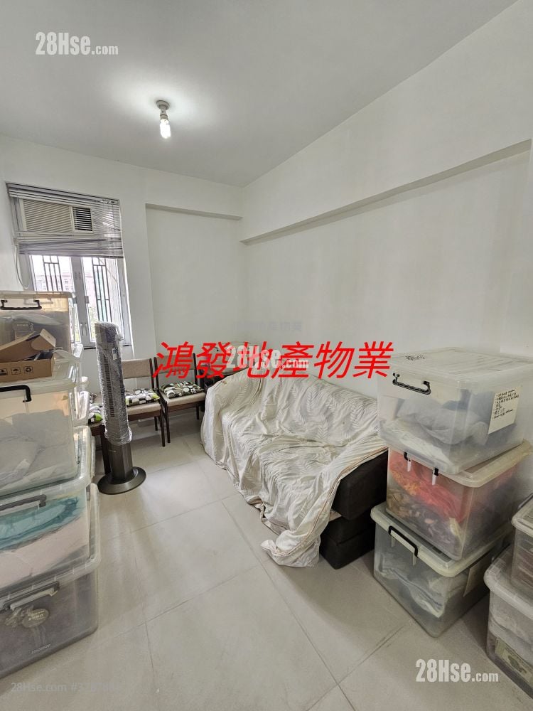 Ample Building Sell 2 Bedrooms , 1 Bathroom 410 ft²