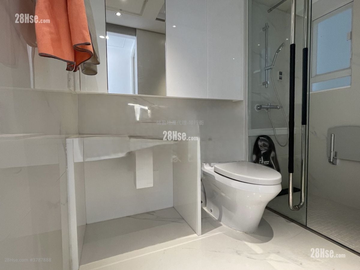 Healthy Gardens Sell 2 Bedrooms , 1 Bathroom 456 ft²