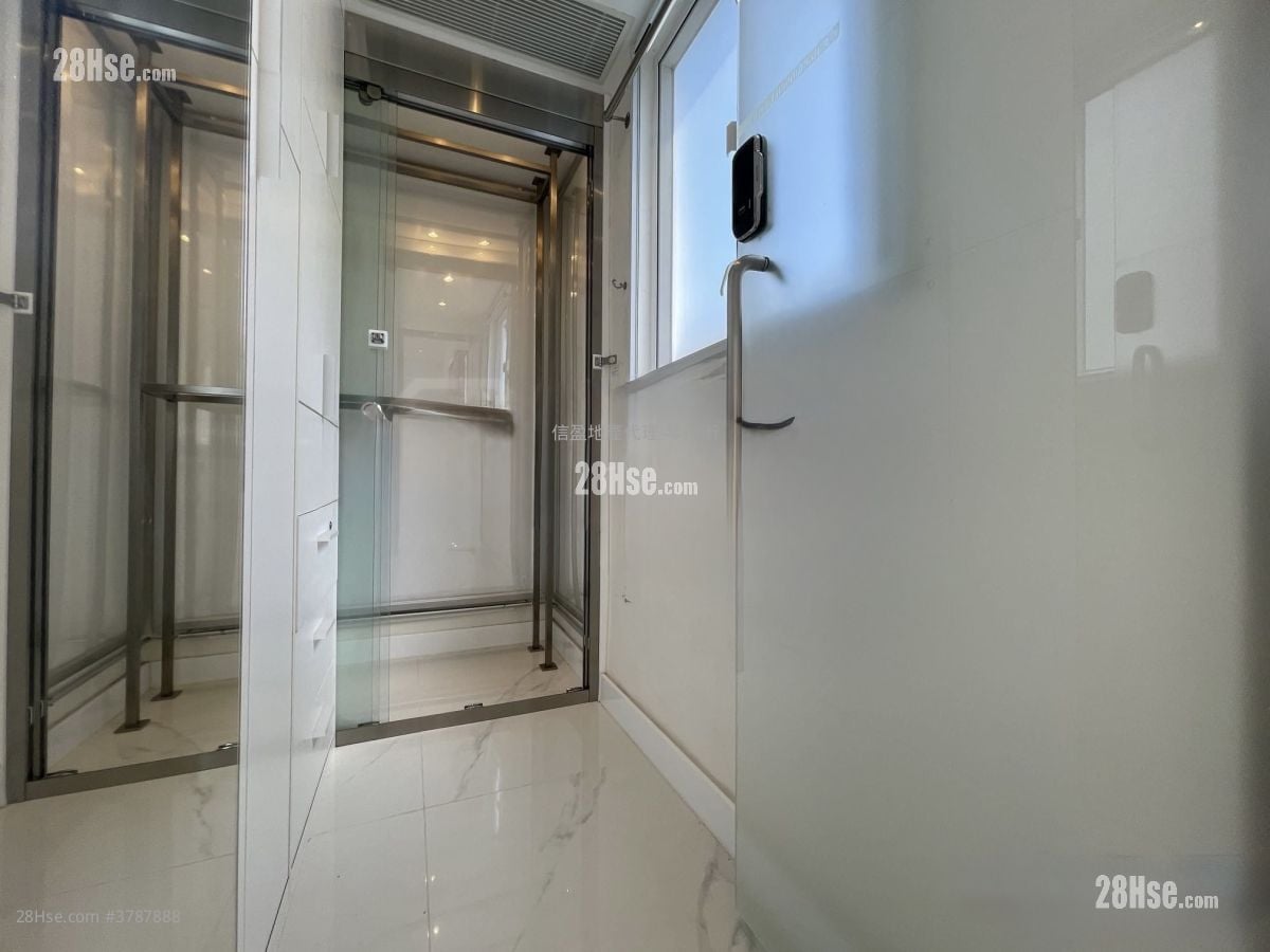 Healthy Gardens Sell 2 Bedrooms , 1 Bathroom 456 ft²