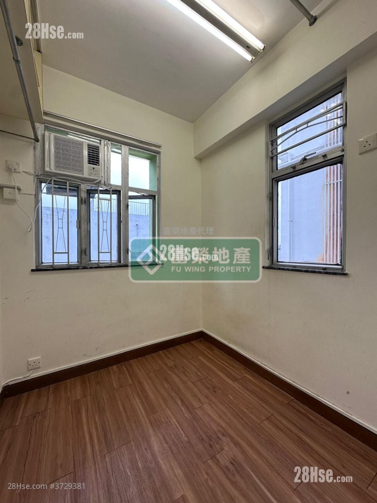 鸿都大厦 租盘 2 房 , 1 浴室 318 平方尺