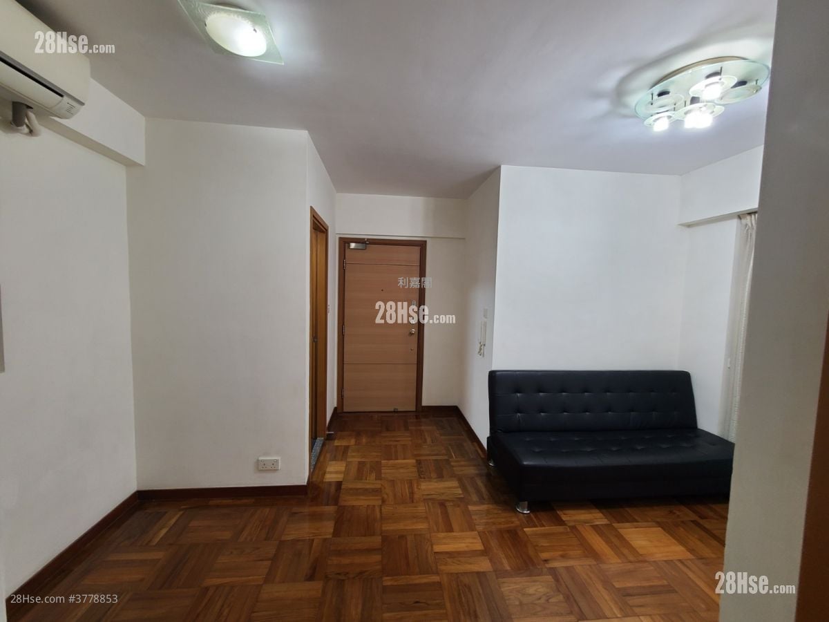 Metro Harbour View Sell 2 Bedrooms , 1 Bathroom 415 ft²