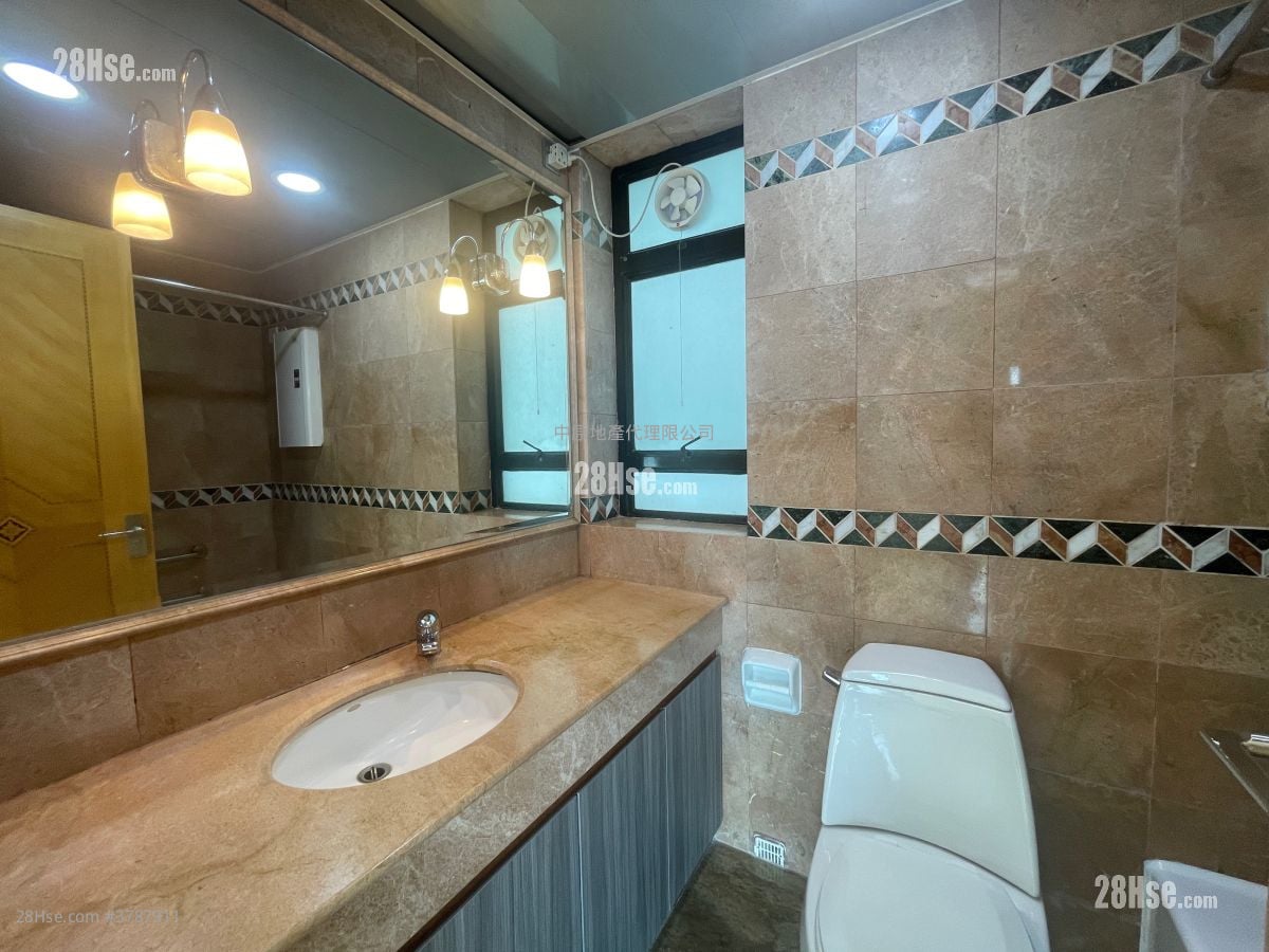 骏景园 租盘 3 房 , 3 浴室 1,370 平方尺